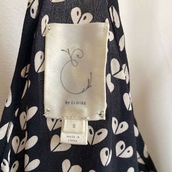 Anthropologie Silk Hearts Tank - Picture 3 of 10